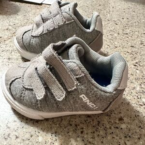 5/$20 And 1 baby shoes size 2